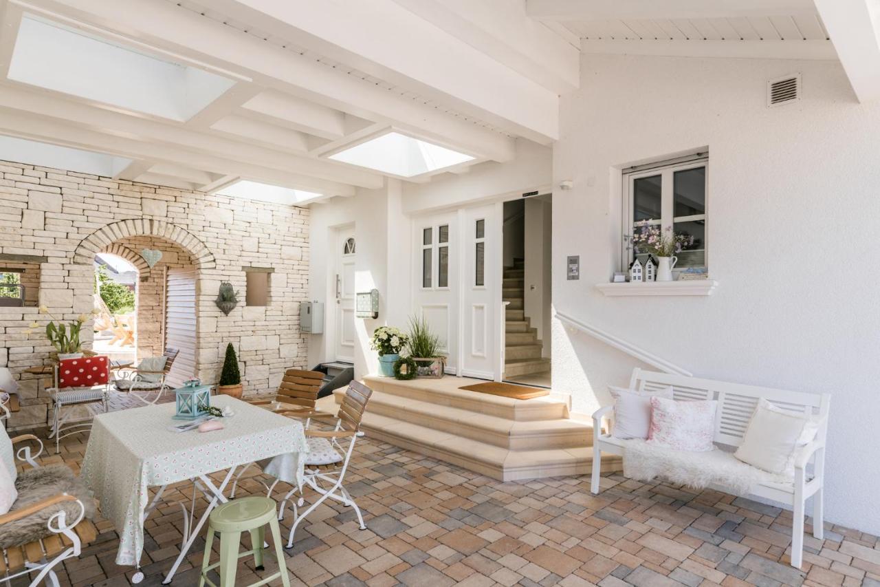 Belle Maison - Das Kleine Hotel Werbach エクステリア 写真